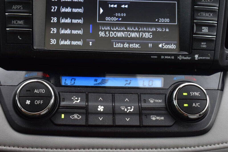 2017 Toyota RAV4 XLE