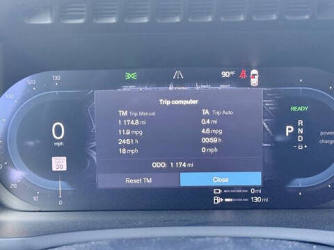 2025 Volvo XC90 T8 Ultra Bright Theme 6P