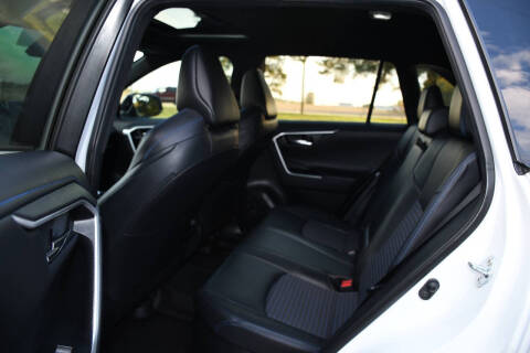 2020 Toyota RAV4 Hybrid XSE