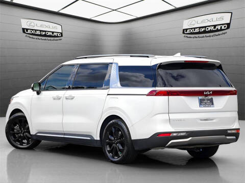 2024 Kia Carnival SX