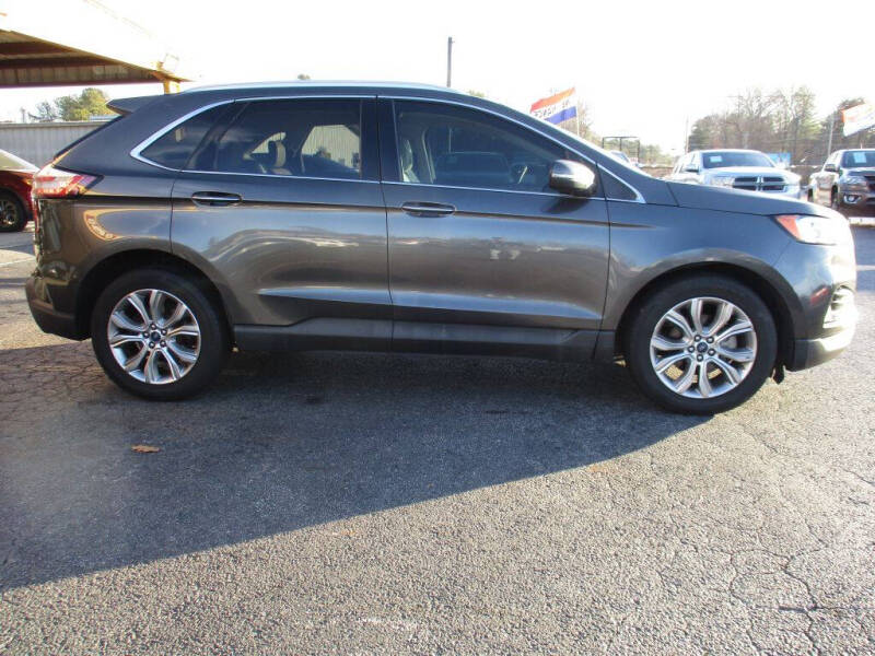 2019 Ford Edge Titanium
