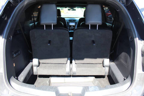2017 Ford Explorer Platinum