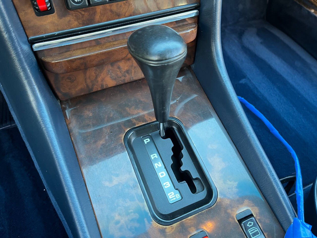 1986 Mercedes-Benz 560-Class 133