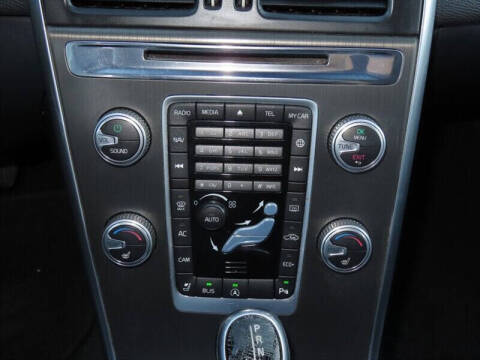 2016 Volvo XC60 T5 Drive-E Premier