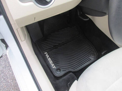 2017 Volkswagen Passat 1.8T S