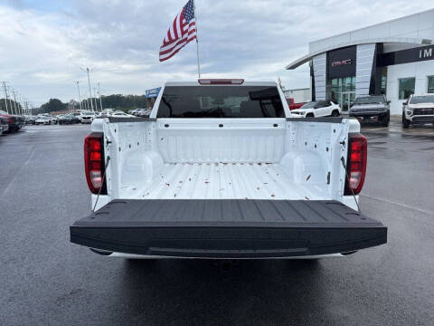 2026 GMC Sierra 1500 Elevation Standard