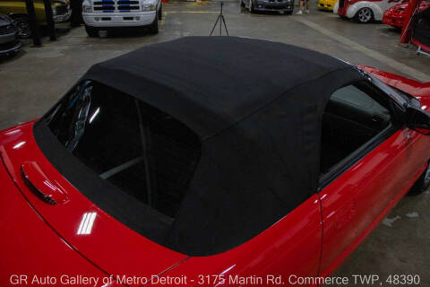 2002 Ford Thunderbird Deluxe