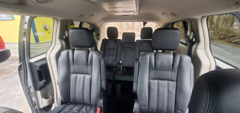 2013 Chrysler Town and Country Touring