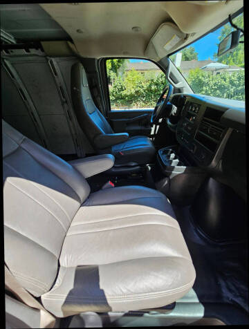 2018 Chevrolet Express 2500