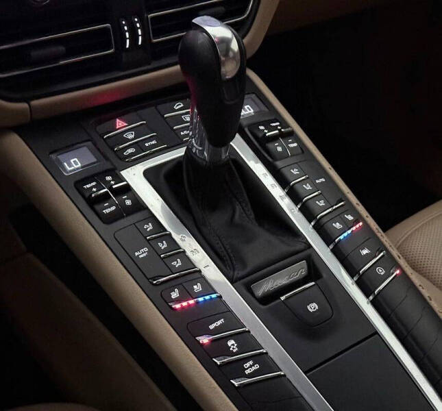 2020 Porsche Macan