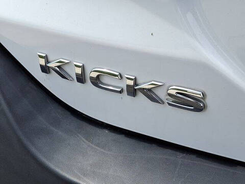 2020 Nissan Kicks S