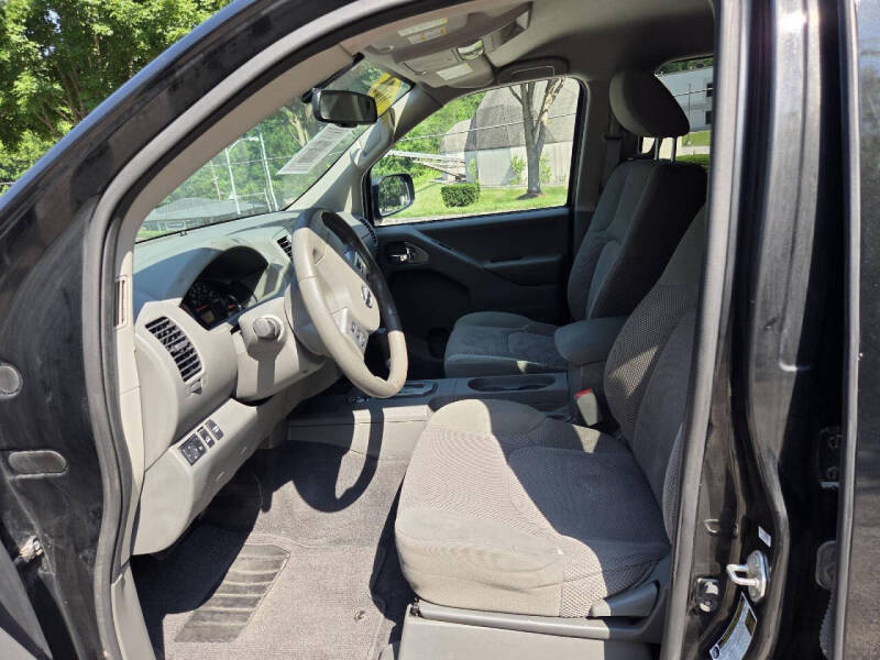 2021 Nissan Frontier SV
