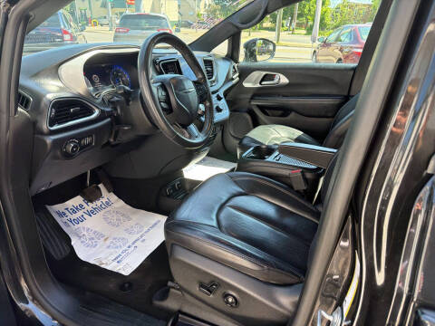 2019 Chrysler Pacifica Touring L Plus