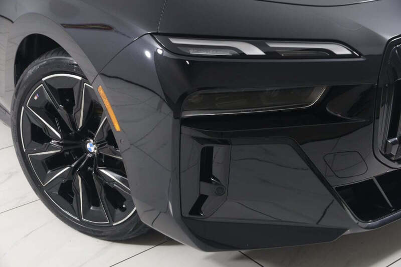2023 BMW 7 Series 760i xDrive