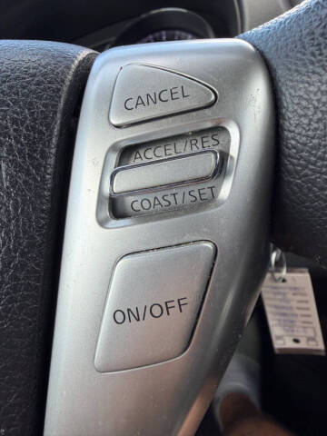 2017 Nissan Versa