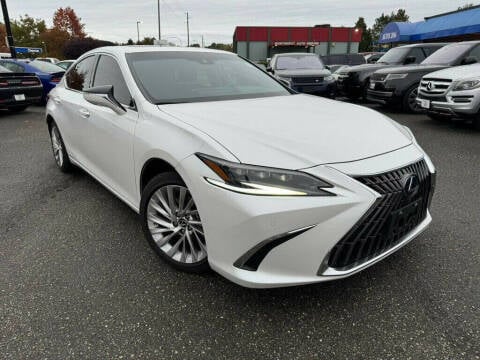 2022 Lexus ES 300h