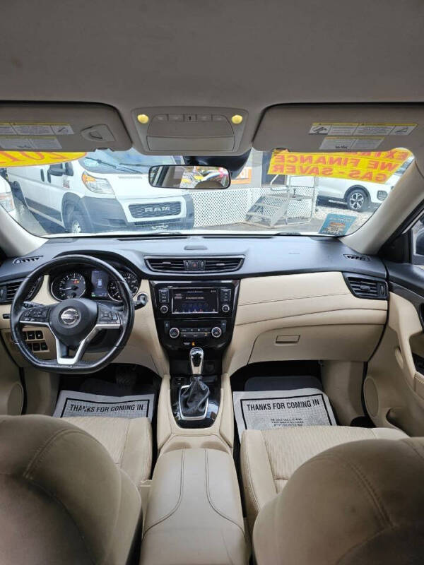 2019 Nissan Rogue SV