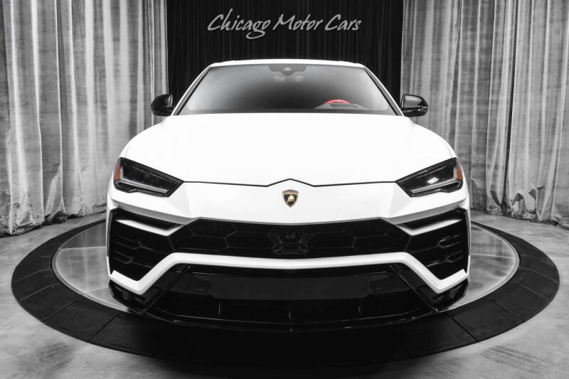 2022 Lamborghini Urus