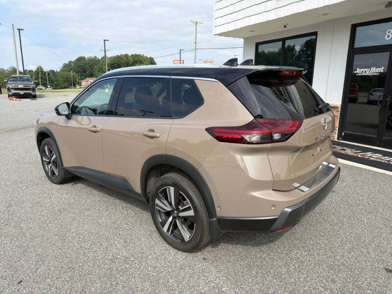 2025 Nissan Rogue SL