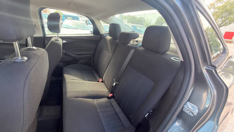 2017 Ford Focus SE