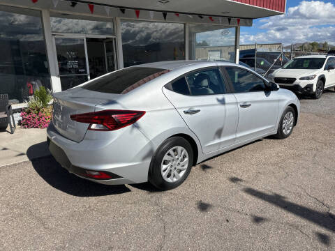 2019 Hyundai Elantra SE