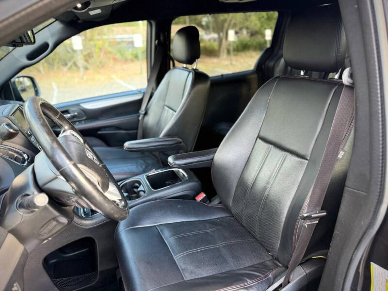 2017 Dodge Grand Caravan GT