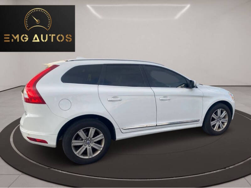 2017 Volvo XC60 T5 Inscription