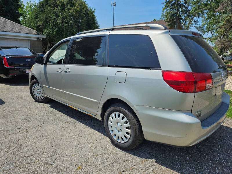 2005 Toyota Sienna