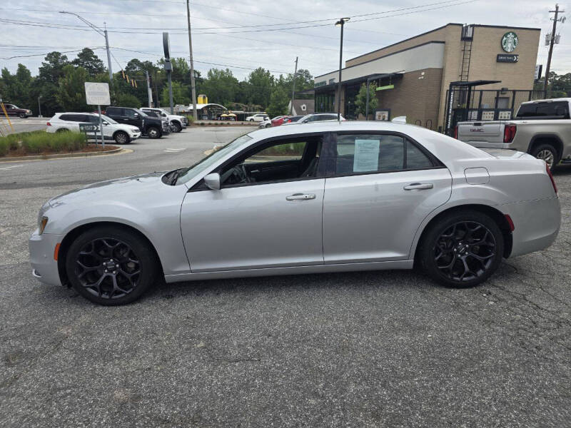 2019 Chrysler 300 S
