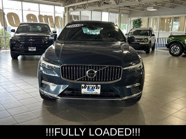 2023 Volvo XC60 B5 Plus Bright Theme