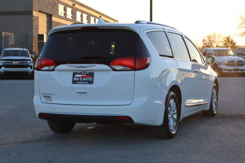 2019 Chrysler Pacifica Touring L