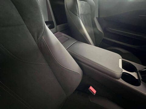 2025 Aston Martin Vantage