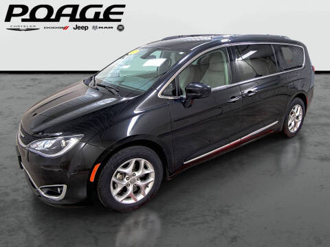 2020 Chrysler Pacifica for sale at Poage Chrysler Dodge Jeep Ram in Hannibal MO