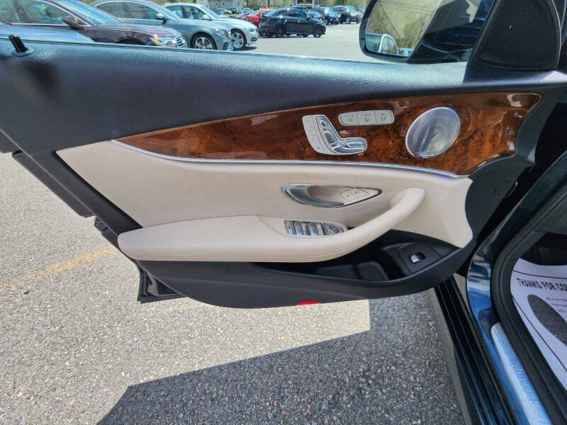 2017 Mercedes-Benz E-Class E 300 4MATIC