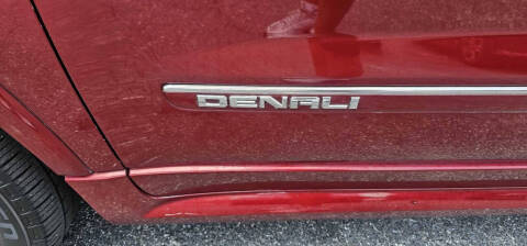 2011 GMC Acadia Denali