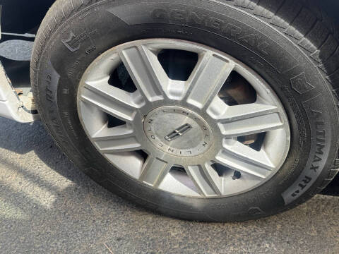 2007 Lincoln Town Car Executive