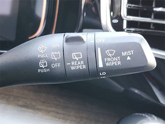 2024 Jeep Grand Wagoneer