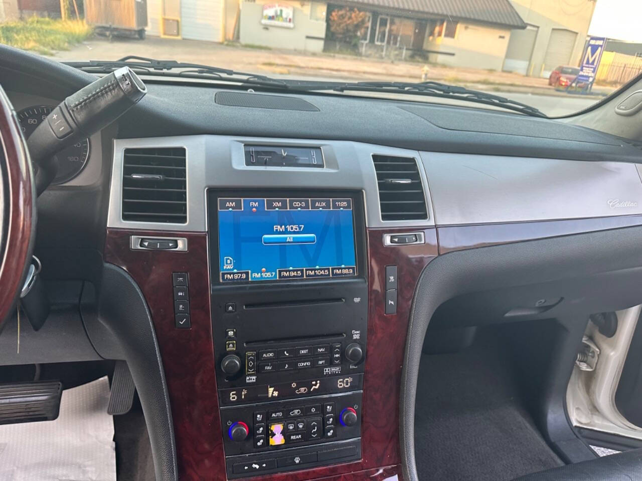 2008 Cadillac Escalade for sale at Sarenco Auto Inc in Dallas, TX