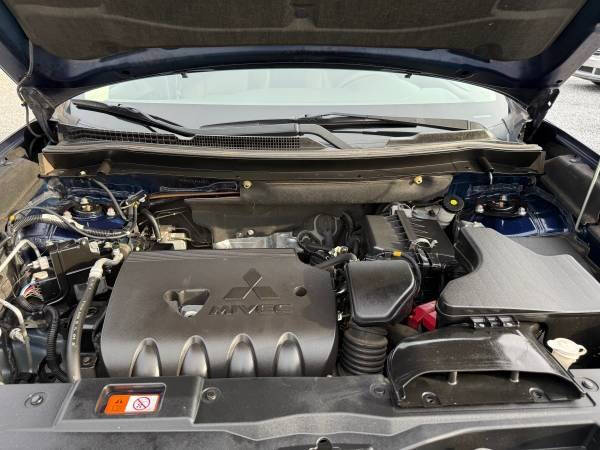 2020 Mitsubishi Outlander ES