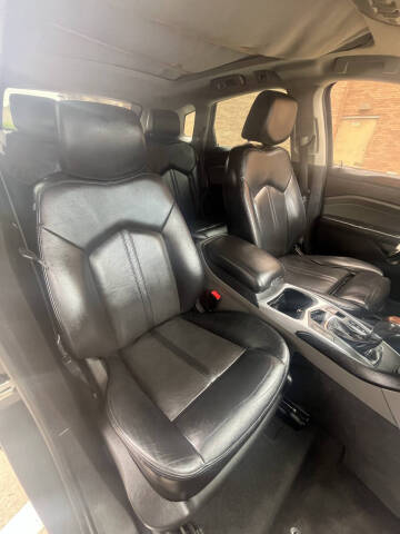 2010 Cadillac SRX Performance Collection