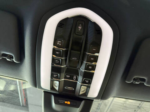 2020 Porsche Macan