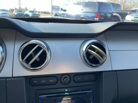 2007 Ford Mustang GT Deluxe