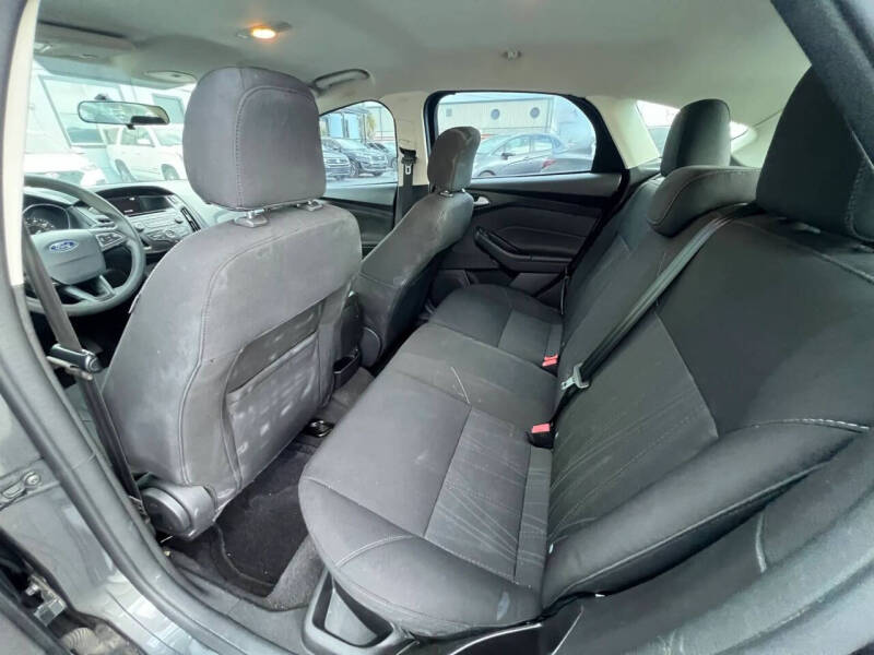 2017 Ford Focus SE