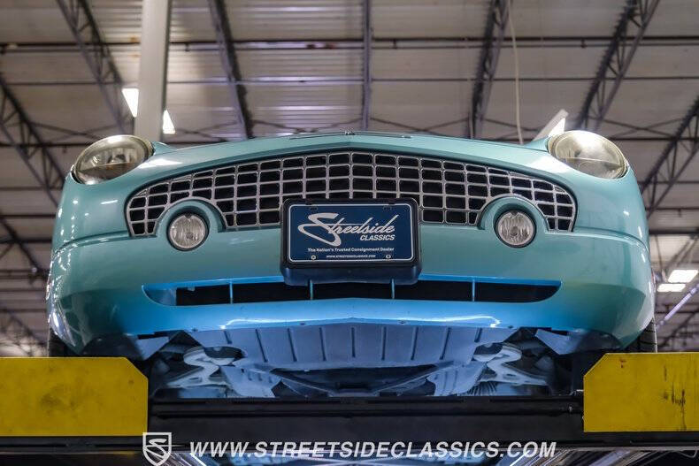 2002 Ford Thunderbird Deluxe