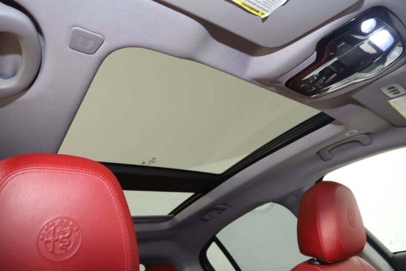 2019 Alfa Romeo Stelvio Base - Photo 9