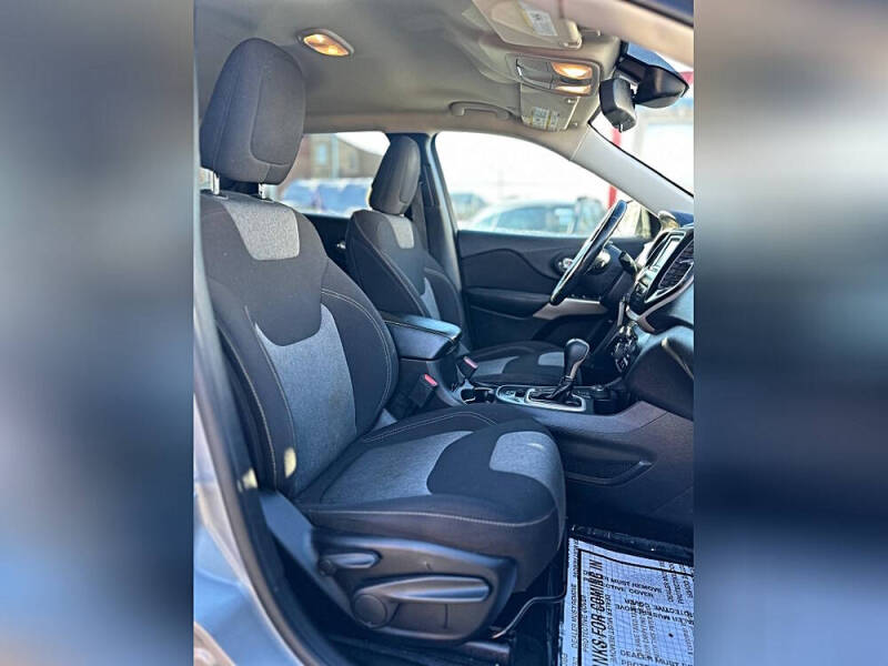 2018 Jeep Cherokee Latitude