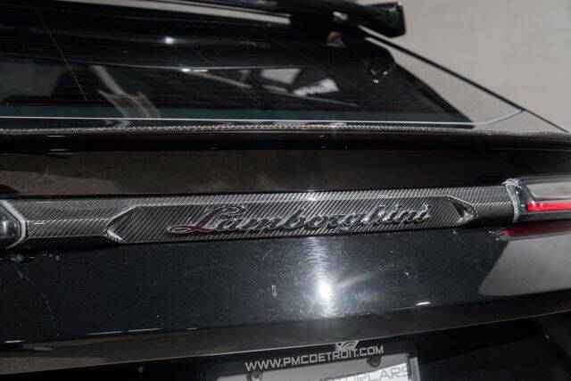 2023 Lamborghini Urus Performante