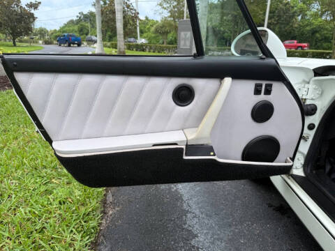 1992 Porsche 911 Carrera 2