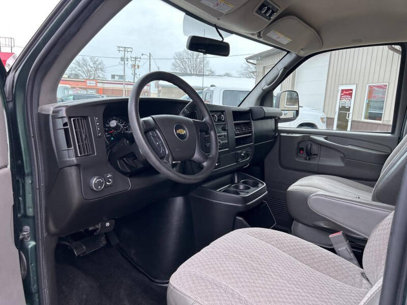 2015 Chevrolet Express LS 2500