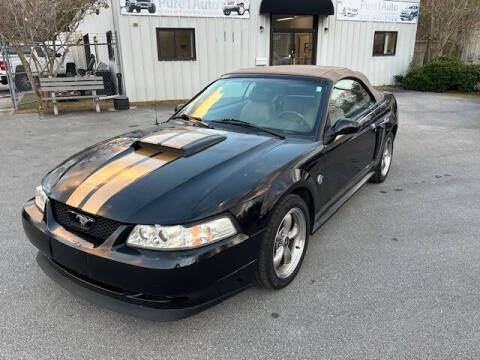 2004 Ford Mustang GT Deluxe